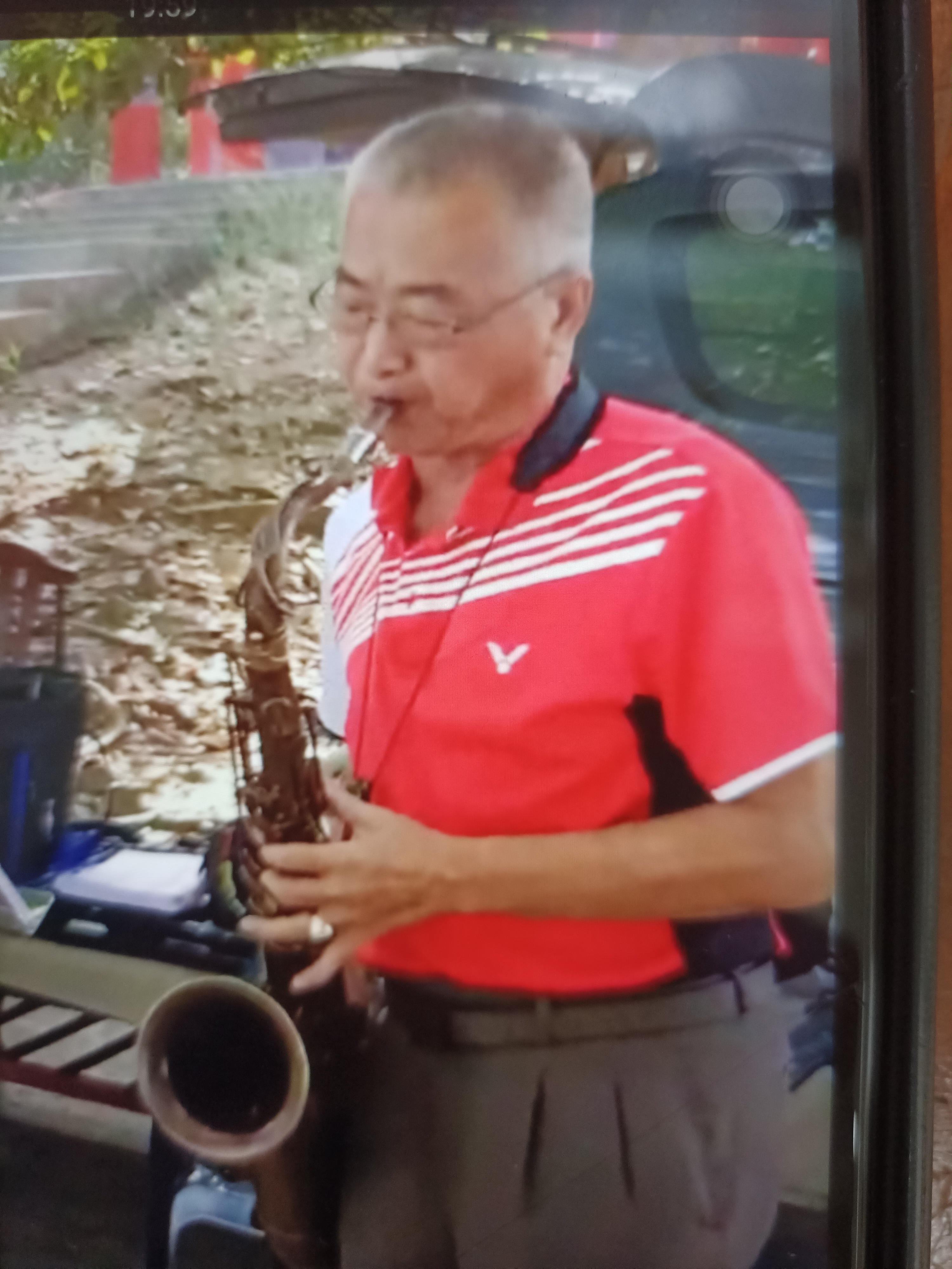 連中賔