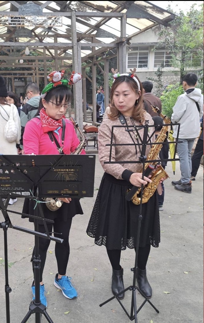 鍾 淑 純