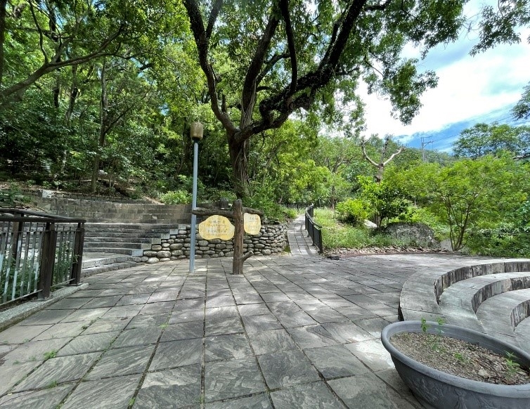 高雄茂林生態公園廣場3